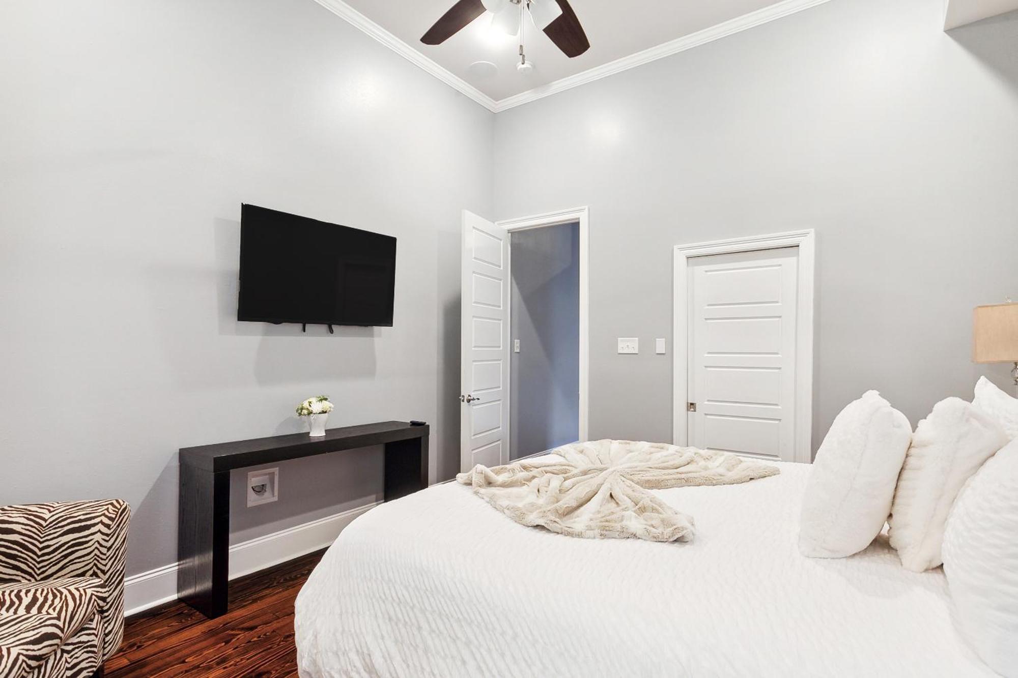 Amazing 3Bedroom Townhome, In Historic Dryade City New Orleans  Kültér fotó